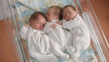 2022 թվականի ապրիլ ամսվա ընթացքում Վայոց ձորի մարզի ծննդօգնություն իրականացնող բուժհաստատություններում ծնվել է 26 երեխա