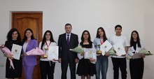 Վայոց ձորի մարզպետը հյուրընկալել էր հաջողություններ գրանցած մի խումբ դպրոցականների Վայոց ձորի մարզպետը հյուրընկալել էր հաջողություններ գրանցած մի խումբ դպրոցականների