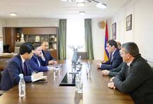 ՀՀ Վայոց ձորի մարզպետ Վահագն Արսենյանը հյուրընկալել է Հայաստանում ԱՄՆ գործերի ժամանակավոր հավատարմատար Դեյվիդ Ալենին